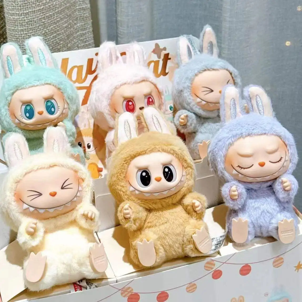 Jucarie de Plus Labubu, Micutul Monstru, Blind Box 17 cm, Seria 2 Have a Seat