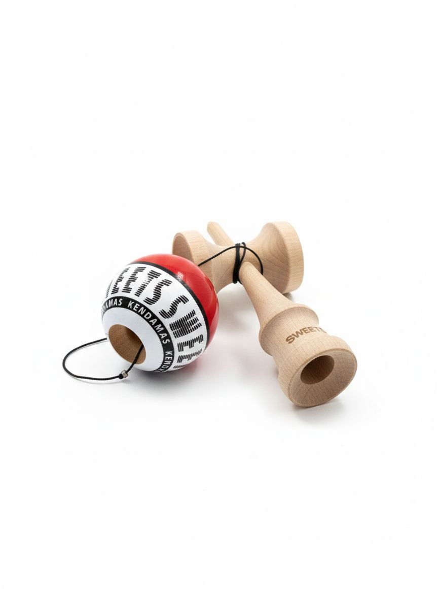 Kendama Starter Sweets, formă nouă Amped, rulment si ata de rezerva ROSU