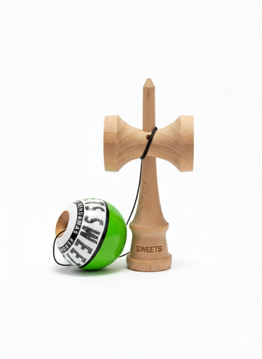 Kendama Starter Sweets, formă nouă Amped, rulment si ata de rezerva VERDE
