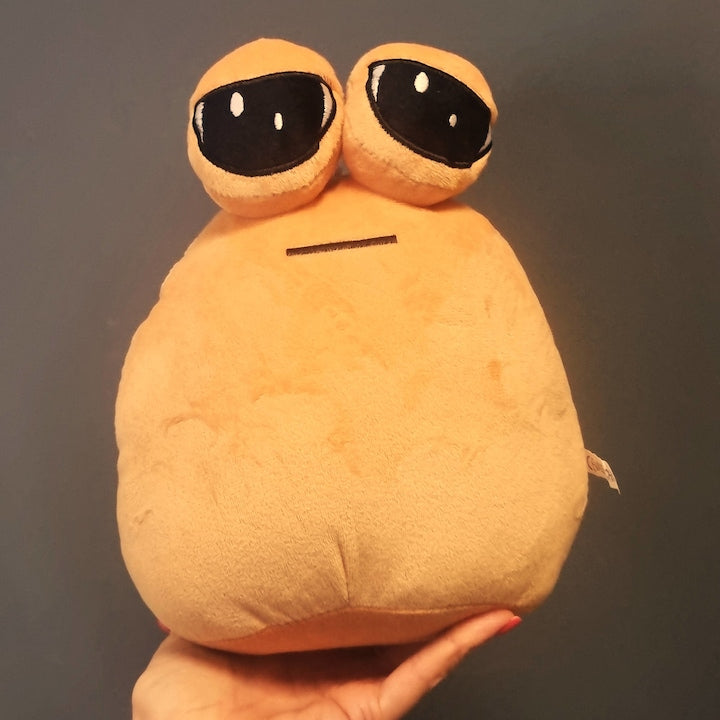 Mascota, animal umplut din jocul Pou, extraterestru dragut, maro, 25 cm, poliester