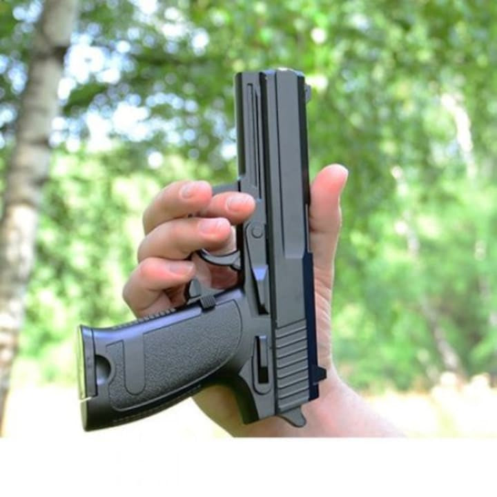 Pistol de jucarie cu aer comprimat S2 + 200 bile, Metal, Negru
